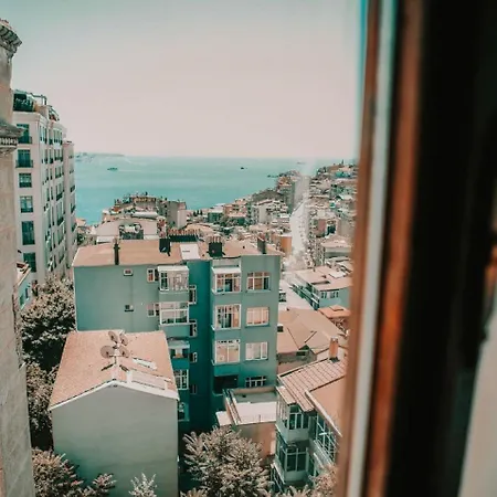 Ξενοδοχείο Juno Taksim 3*