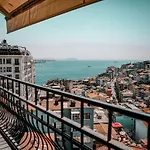 Juno Taksim 3*