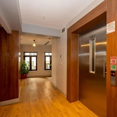Juno Taksim Hotell 2*