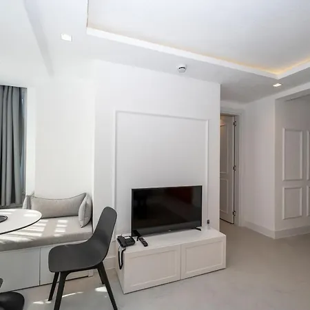 Juno Taksim Hotell 2*