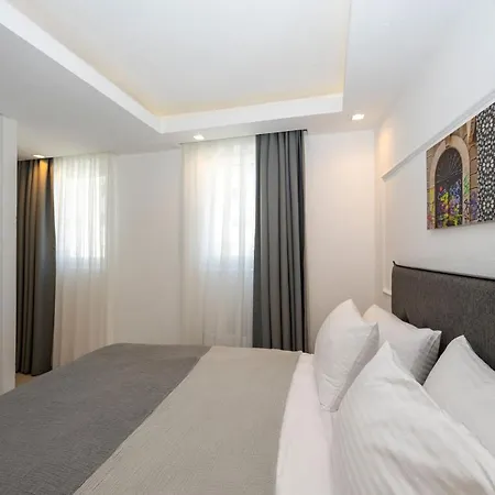 Juno Taksim Hotel Istanboel