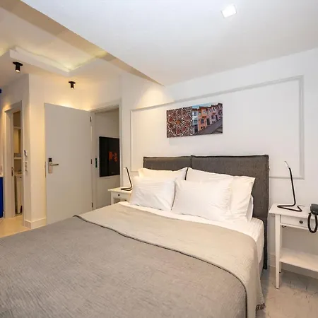 Juno Taksim 3*