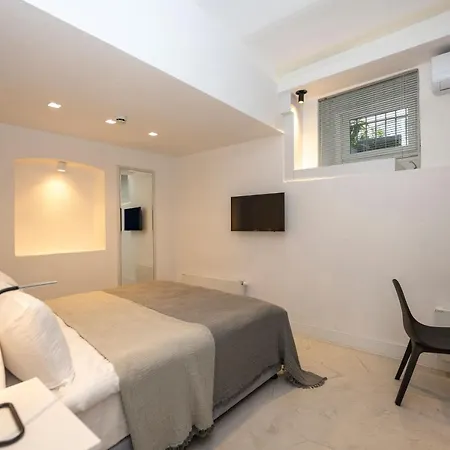 Juno Taksim 3*