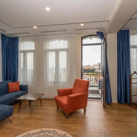 Juno Taksim 3*